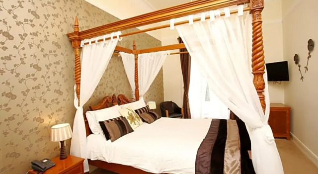 Номер Superior Woodlands Hotel, BW Signature Collection