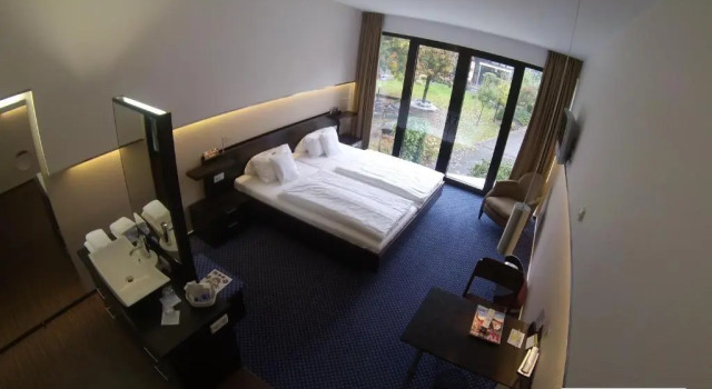 Полулюкс Hotel Victoria