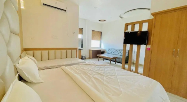 Номер Deluxe Hotel B P Emerald, Mathura