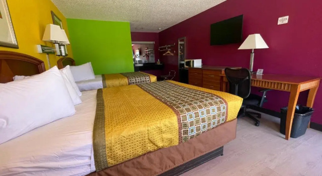 Четырёхместный номер Standard Morning Star Inn