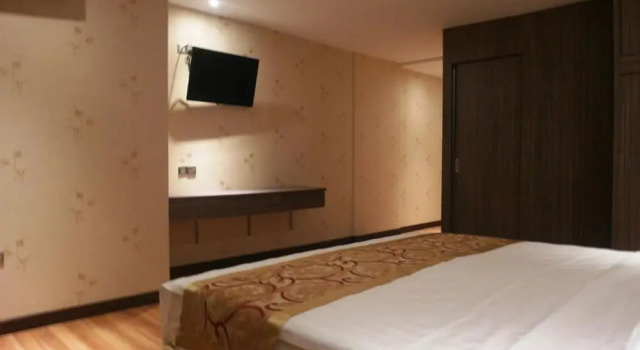 Семейный номер Standard Mandarin Hotel Kota Kinabalu