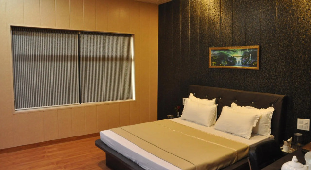 Hotel Shriji Resorts