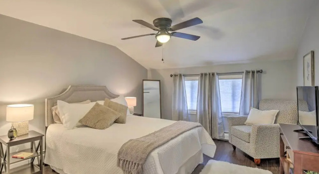 Stylish Pine Plains Home Near Parks & Hiking!, Réserver Maison de vacances Tivoli États-Unis