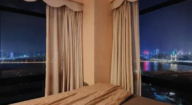 Люкс Mangrove Bay Riverside Mountain Riverview  B&B  ( Huafa Mall  Branch)