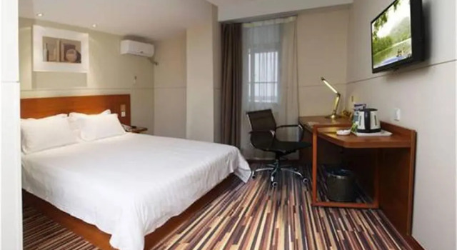 Номер Business Goldmet Inn Chengdu Baiguolin underground Station