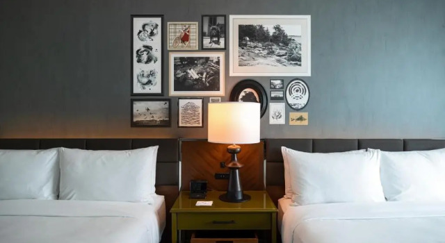 Четырёхместный номер Standard Renaissance Minneapolis Bloomington Hotel