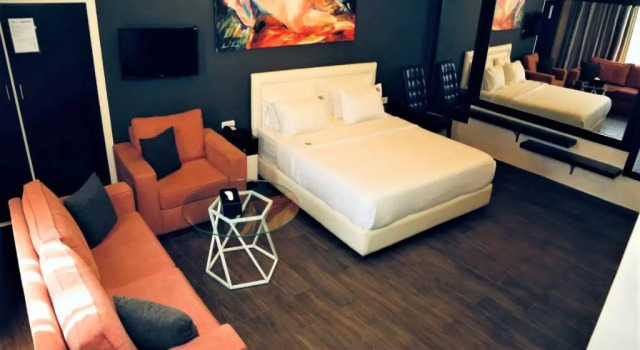 Люкс Beverly Hotel Beirut