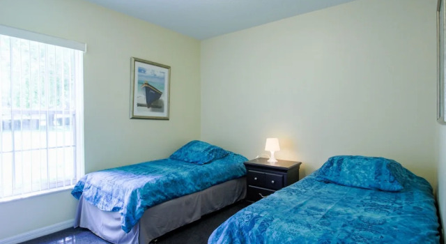 Апартаменты Minium At Lakeside Golf & Cc - Unit 104 3 Bedroom Apts by RedAwning