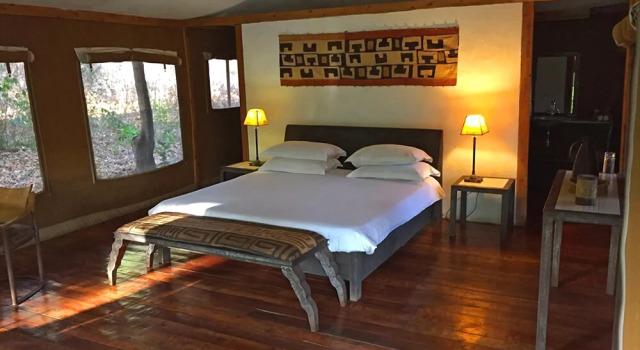 Rhino River Camp, Book Hotel Hoteller i Meru med pool, Swimmingpool