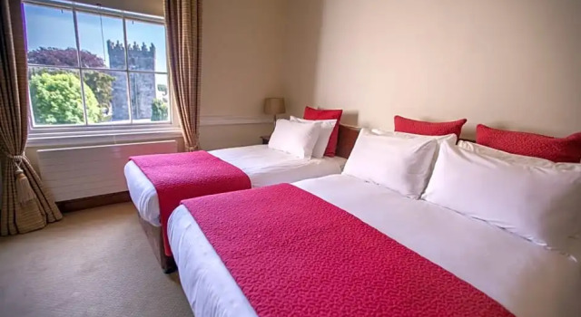 Номер Superior Maynooth College Hospitality
