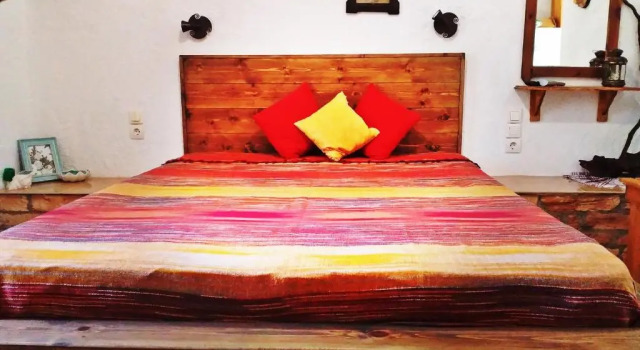 Студия Spiros Rooms