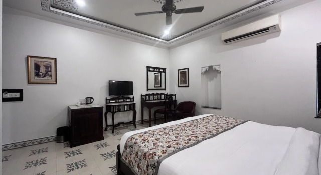 Двухместный номер Executive Ratnawali   A Vegetarian Heritage Hotel