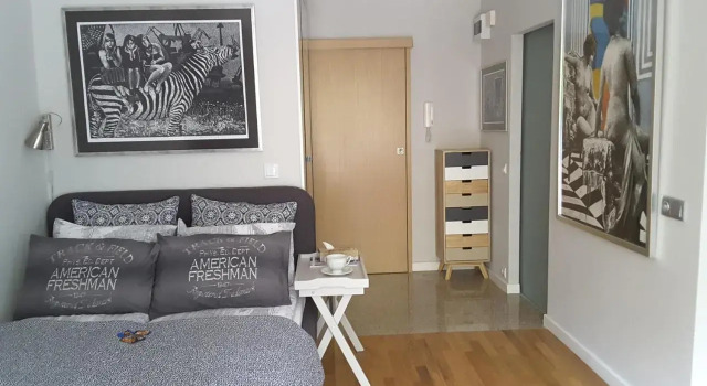 Atelier Aleksandry, Varaa Hotelli Hotellit Pommeri pysäköinnillä, Pysäköinti