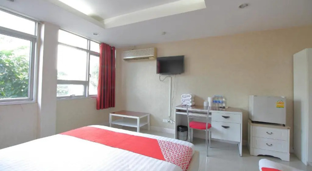 Люкс Superior Diamond Residence Silom