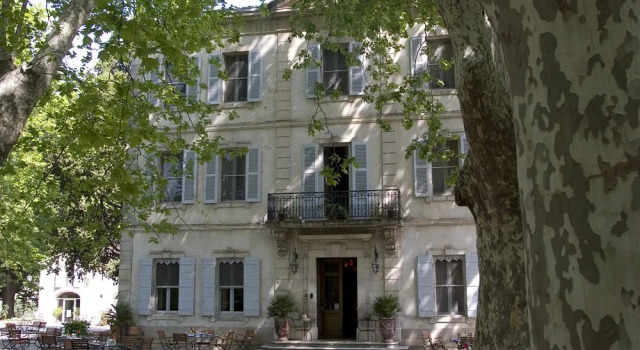 Hotel Château Des Alpilles, Забронировать Отель Бизнес-отели Сен-Реми-де-Прованса, рядом с Jardin d'Alcinoos, 4* 5*