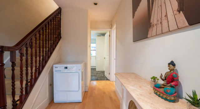 Charming Wimbledon Park Home close to Putney Heath