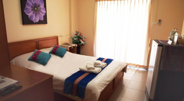 Номер Standard Thanapa Place