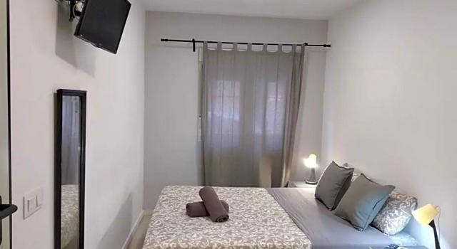 Люкс Hostal Urban Basic