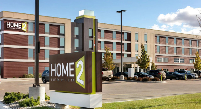 Двухместный номер Standard Home2 Suites by Hilton Fort St. John