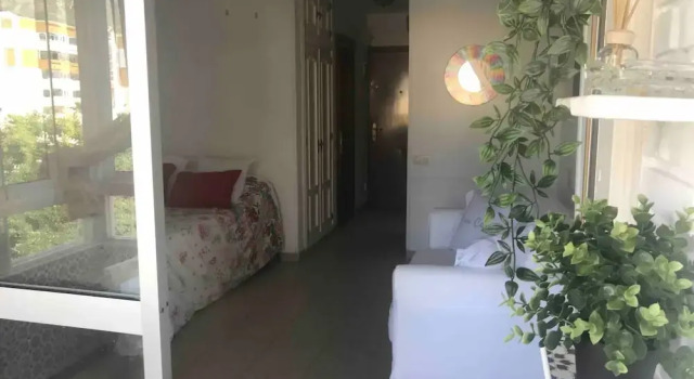 Beautiful Studio 500 Meters From the Beach, Забронировать Апартаменты/квартира Бенальмадена Малага, рядом с Плайя-де-Санта-Ана