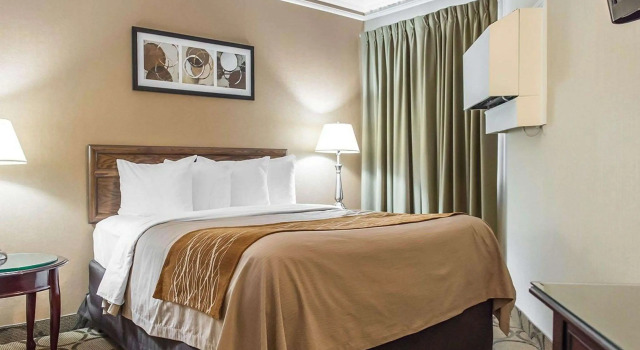 Comfort Inn Pembroke, Boek Hotel  
