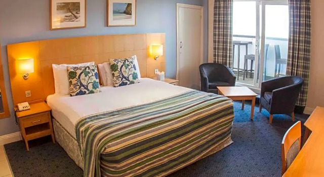 Номер Standard с балконом и с видом на море Sandbanks Hotel
