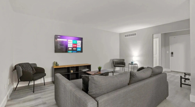 Коттедж Cozy 2BR 2BA Apartment for the Family