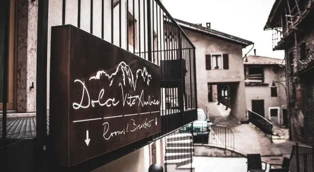 DolceVita Ambiez B&B, Забронировать Отель «постель и завтрак» Сан-Лоренцо-Дорсино Италия