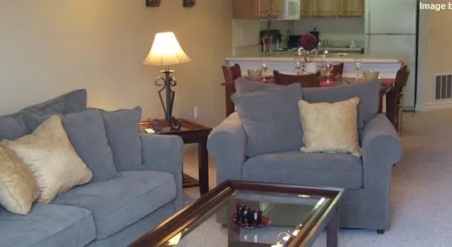 Oak Hill Apartments LLC, Buchen Sie Ferienwohnung Rensselaer 