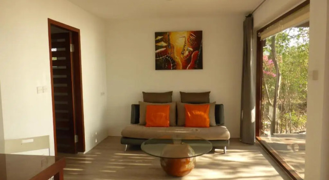 Castaway Surf Retreat 1, Buchen Sie Hotel Sekongkang Sumbawa