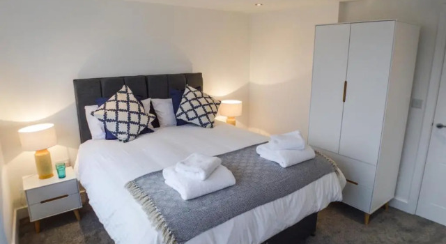 Anstey Heights Apartments