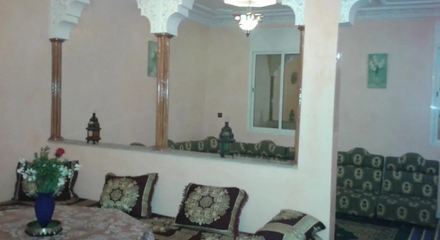 Апартаменты Elmenzah Apartments