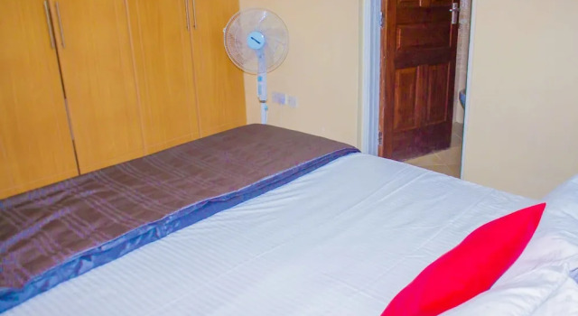 Elegant Comfy 3 Bedroom Apartment
