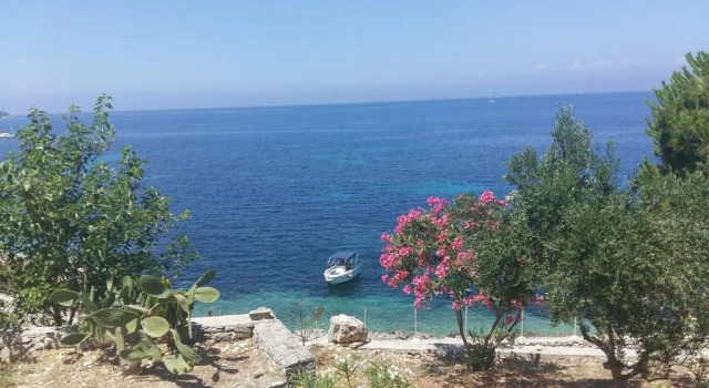 Коттедж рядом с пляжем Paxos Sunrise Villas
