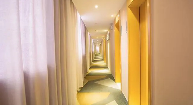 City Comfort Inn Beihai Avenue Hu'Nan Road, Prenota Hotel Hotel a Beihai con parcheggio, Parcheggio