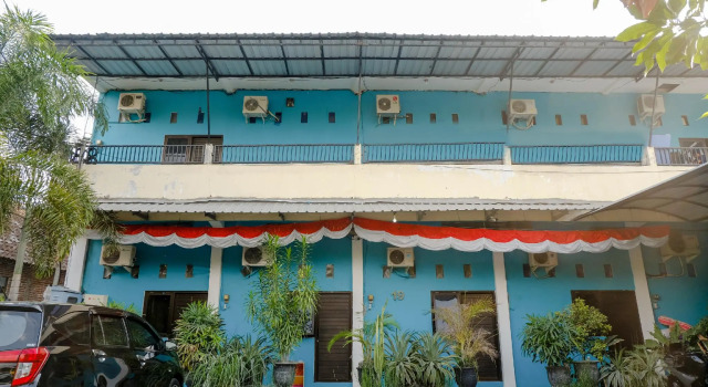 OYO 1784 Hj. Aniek Residence, Réserver Hôtel Hôtels pas chers à Madiun