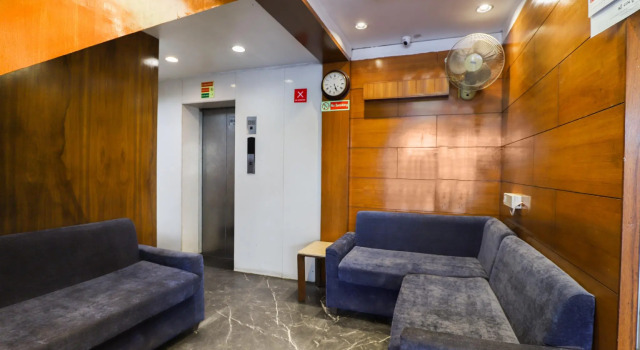 OYO 79456 Collection O Hotel Kyra, Rezervovat Hotel Hotely v Gujarat s parkováním, Parkování