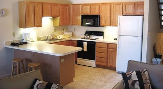 Liftside Village at Hunter Mountain Resort, Varaa Lomakeskus Hotellit New York State uima-altaalla, Uima-allas