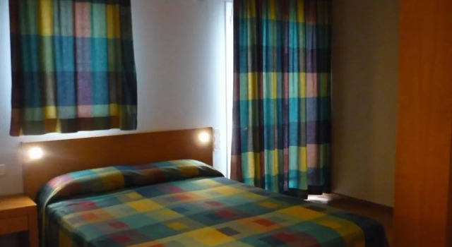 Полулюкс Hotel Haromar