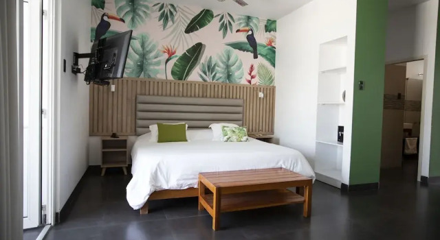 Номер Deluxe с видом на бассейн Tucan Suites Tarapoto - Hotel Asociado Casa Andina