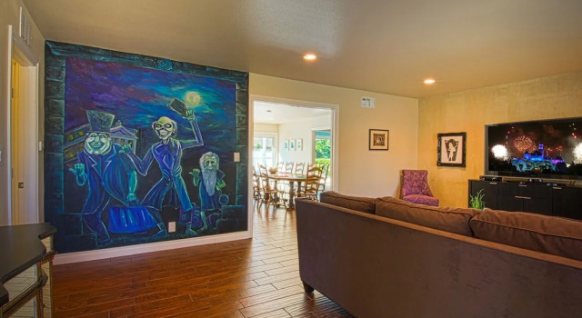Haunted Mansion 6 Bedrooms 4 Bathrooms Home