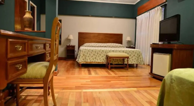 Четырёхместный номер Standard Gran Hotel Mercedes