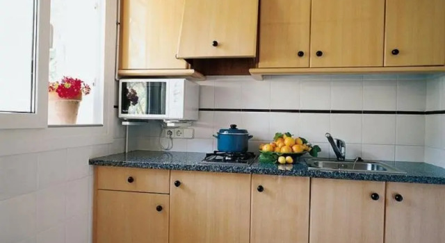 Четырёхместные апартаменты с балконом Albamar Apartaments