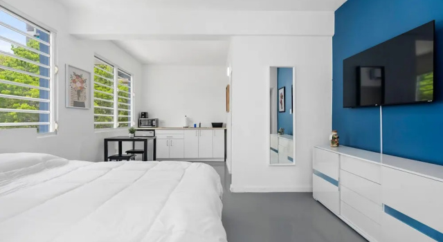 Апартаменты Otium Rentals Cityscape Locale Living Spot
