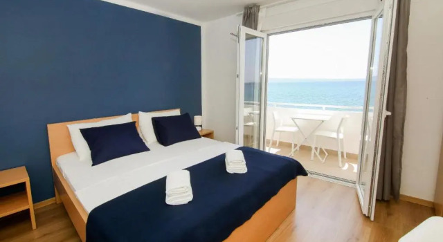 Standardowy dwuosobowy pokój i balkonem Beach Rooms Split