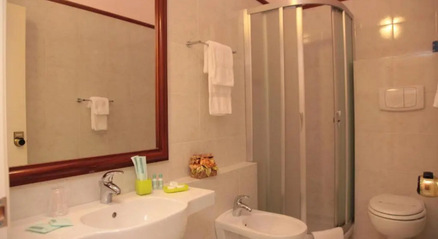 Standard Einzel Zimmer Hotel Tropis