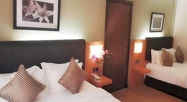 Люкс Hotel Bendahara Makmur