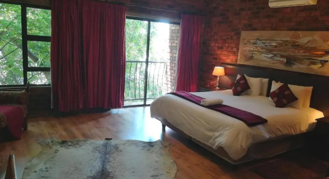 Люкс Luxury 24 Onvrey Guest House