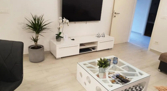 Апартаменты Цокольный этаж Gulin Apartments