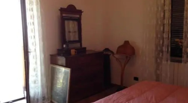 Old Chestnut House, Buchen Sie Hotel Roccamonfina 